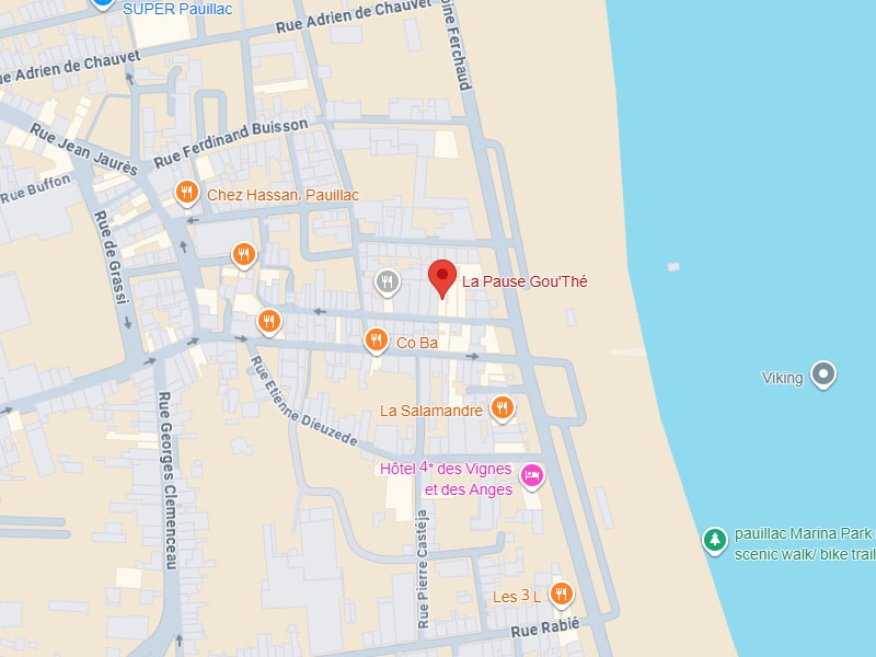 Plan de Pauillac : La Pause Gou'Thé et Lieux d'Intérêt Carte de Pauillac montrant La Pause Gou'Thé, Co Ba, La Salamandre et l'Hôtel des Vignes et des Anges près de la Garonne.
